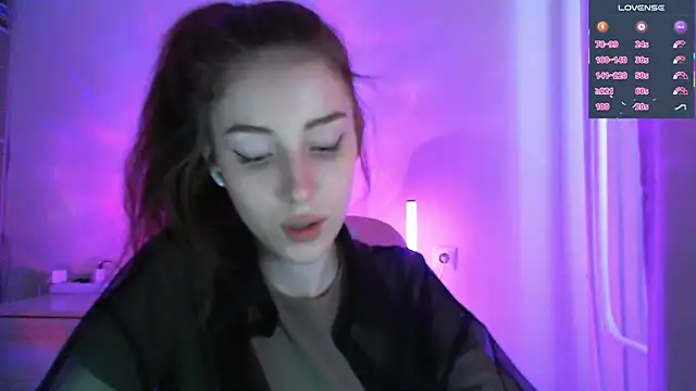 eskatmi's Live XXX Chat