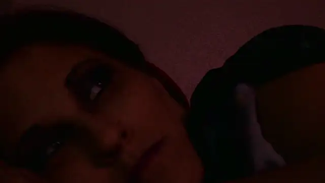 BusyB1983 élő XXX-chatje