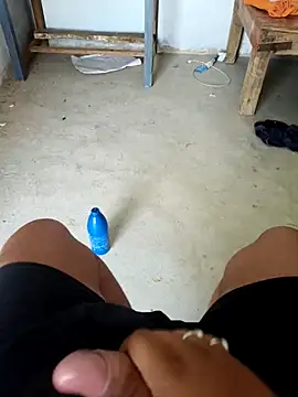 Desii_rockstarr live XXX chat