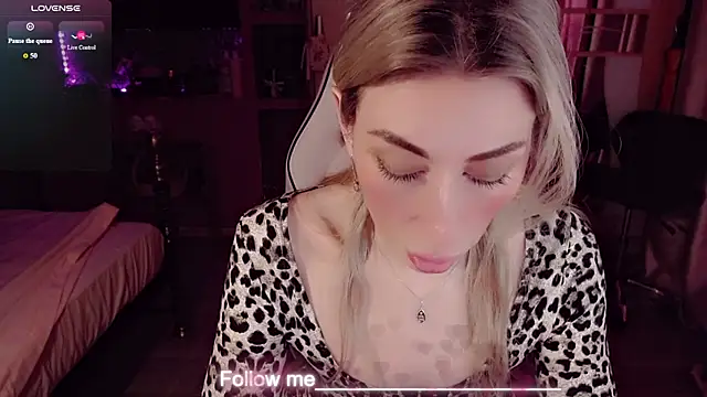 AnnieGOld_ 现场XXX聊天