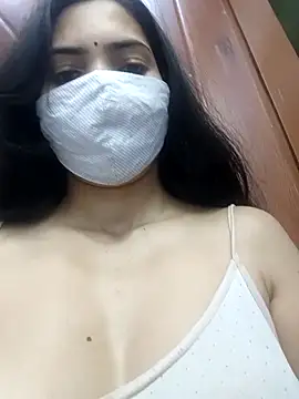 PUNAM456 即時 XXX 聊天