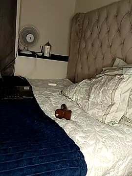 แชท XXX สดของ Nattybae009