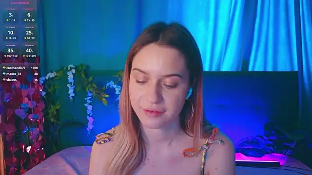 AlinaWalters Chat XXX in diretta