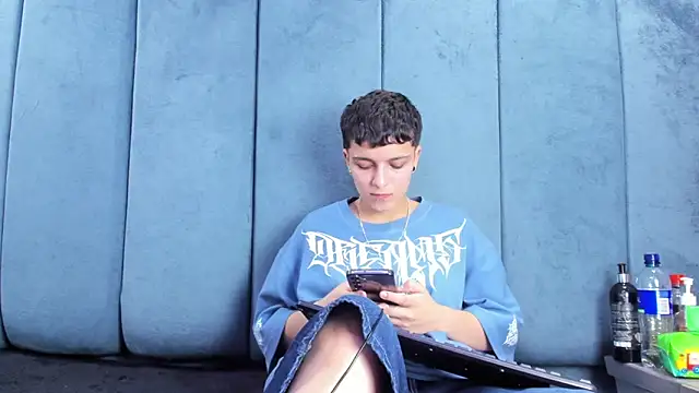 Megan_Thompson_ Chat XXX in diretta