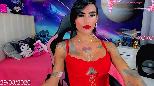 Nella_Dolls Adlı Modelin Canlı XXX Sohbeti