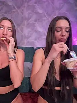 Emma_Catt élő XXX-chatje