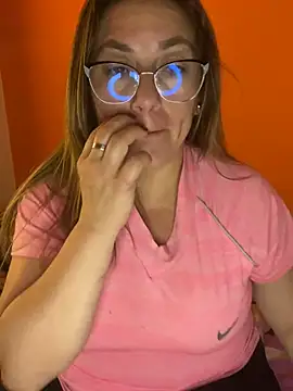 دردشة SCARLET-20 الجنسية المباشرة