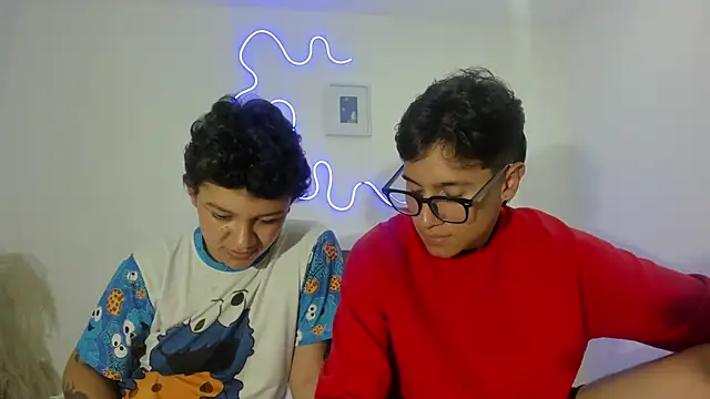 hardcoreheat_ind Chat XXX live