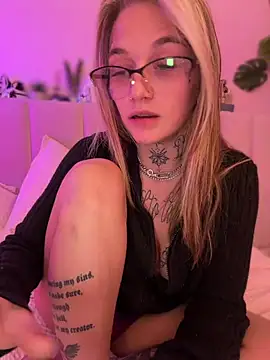 Chatroom XXX en direct de chloetease