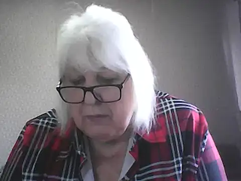 Alexia64231 Show in webcam