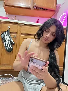 Heyalexaaa_loveのライブXXXチャット