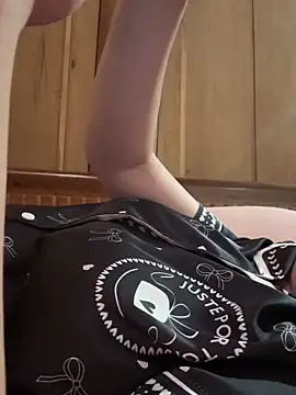 Donna9696 在線直播表演