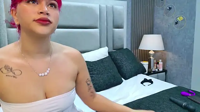 CherryTayloor Live XXX-Chat