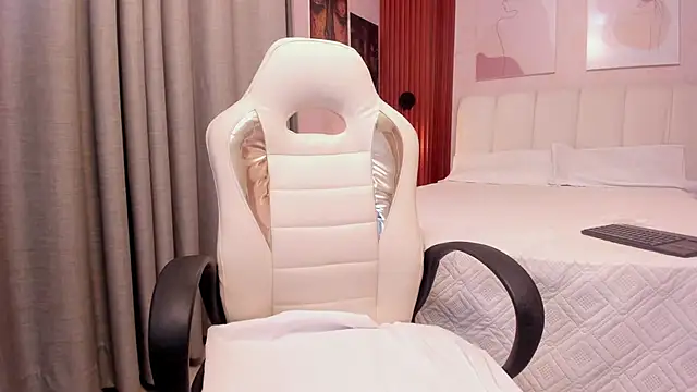 Czat XXX na żywo – maddieperez_