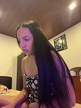 Eve_Ritz Adlı Modelin Canlı XXX Sohbeti