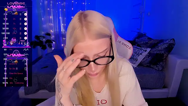 AnyaTaylor_ Chat XXX live