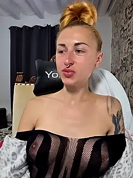 kylie_blck 现场XXX聊天