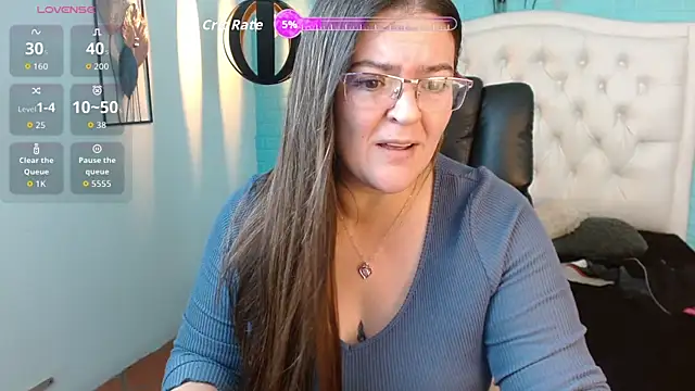 MsJossie: απευθείας συνομιλία ΧΧΧ