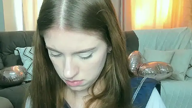 Erica_Kiss' Live XXX Chat