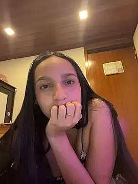 Eve_Ritz Chat XXX in diretta