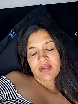 Kendal_Lane Adlı Modelin Canlı XXX Sohbeti