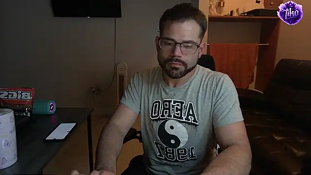 Chat XXX en directo de Zander823