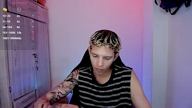 Chat XXX en directo de tylernova