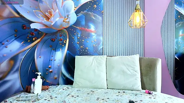 rouxinferno_cr Adlı Modelin Canlı XXX Sohbeti