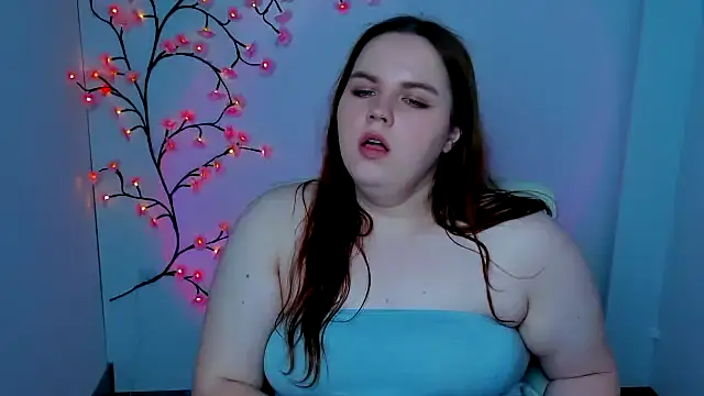 XXX chat uživo modela Kitty_Mia_Kitty