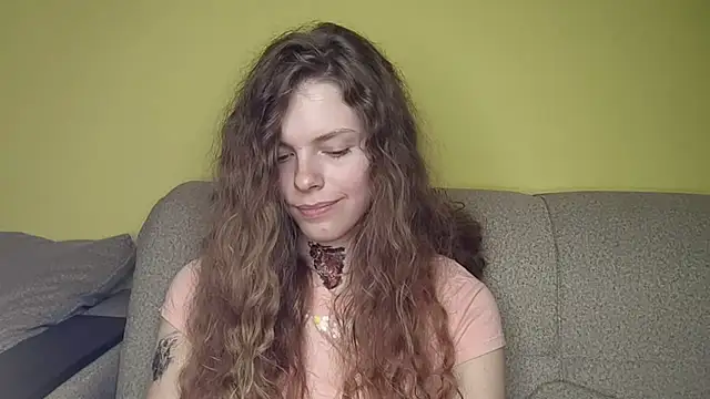 RayaNenlia: απευθείας συνομιλία ΧΧΧ