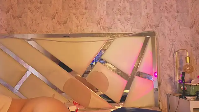 Benny_and_Mark Chat XXX live