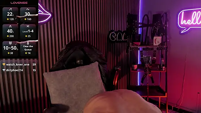 Show modela Maximoking26 na web-kameri