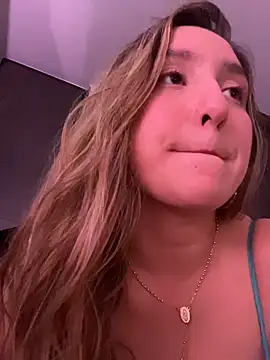 MoraInFire – Naživo XXX chat