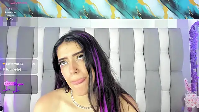 Chat XXX en directo de IsaDiiaz