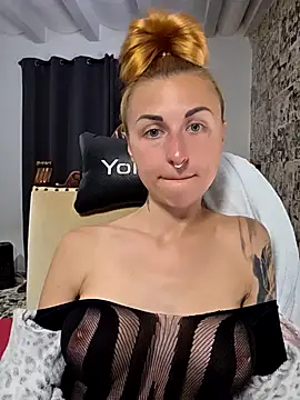 kylie_blckのライブXXXチャット