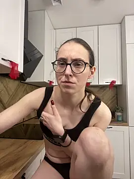 แชท XXX สดของ MartiniiSelenna