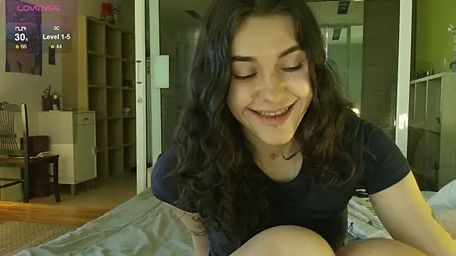 sadetuiningaa Chat XXX in diretta