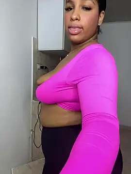 NataliaMillers Adlı Modelin Canlı XXX Sohbeti