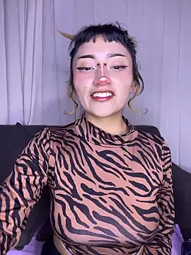 แชท XXX สดของ baby_akuma