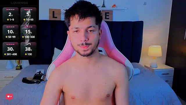 Issac_james_ Live XXX Chat