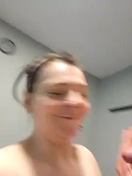 roksa2026 Adlı Modelin Canlı XXX Sohbeti