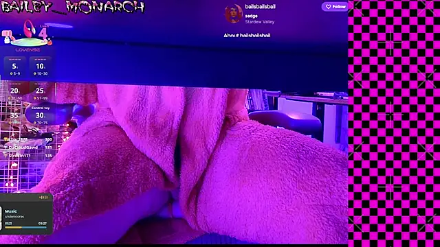 baileymonarch: онлайн-секс-чат