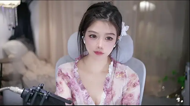 Cecily 即時 XXX 聊天