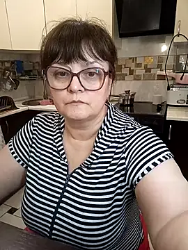 Živý XXX chat BrandiOhNight