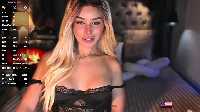 ZyraGoddes Chat XXX in diretta