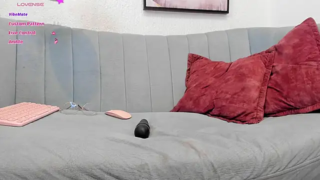 دردشة LolyYunno الجنسية المباشرة