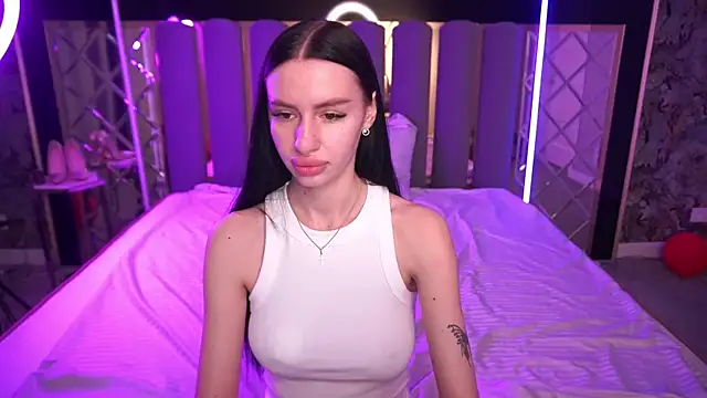 Snow_WhiteeeX's Live XXX Chat