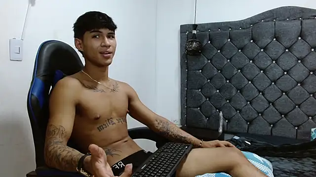 Show de luka_big18 na webcam