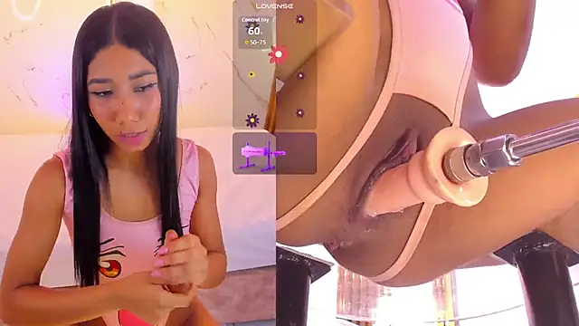 Chat XXX en directo de CandyRouse__