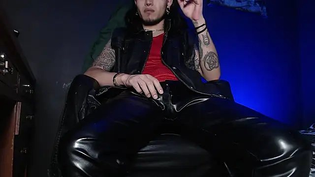 Dicaprioo_: απευθείας συνομιλία ΧΧΧ